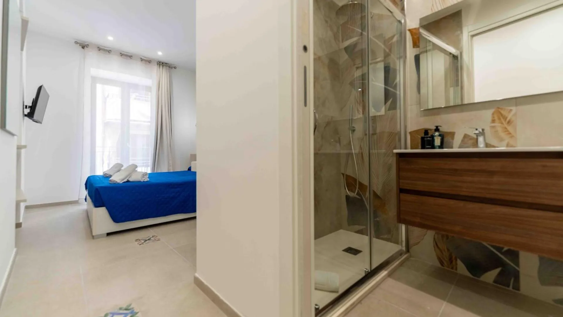Nikelia Otel Cefalù Konukevi