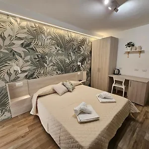 Affittacamere Zaffiro's House, Cefalù